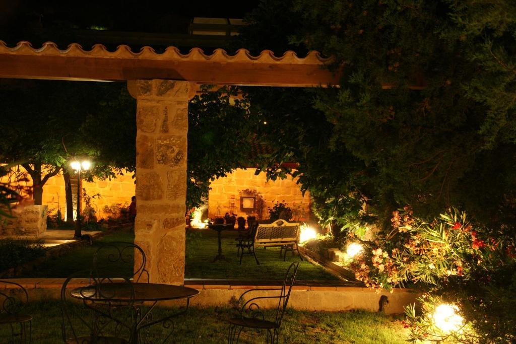 Hotel El Convent 1613 La Fresneda Exterior photo